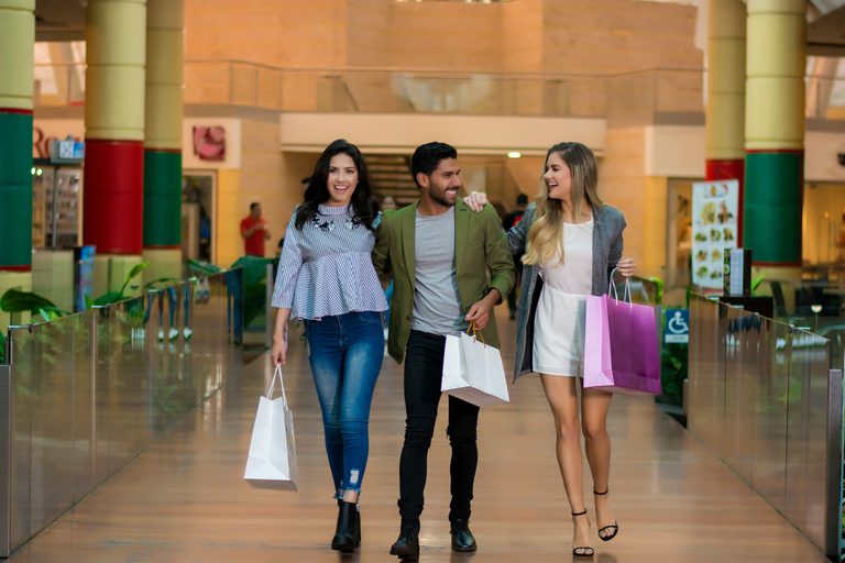 Shopping at a mall in Barquisimeto